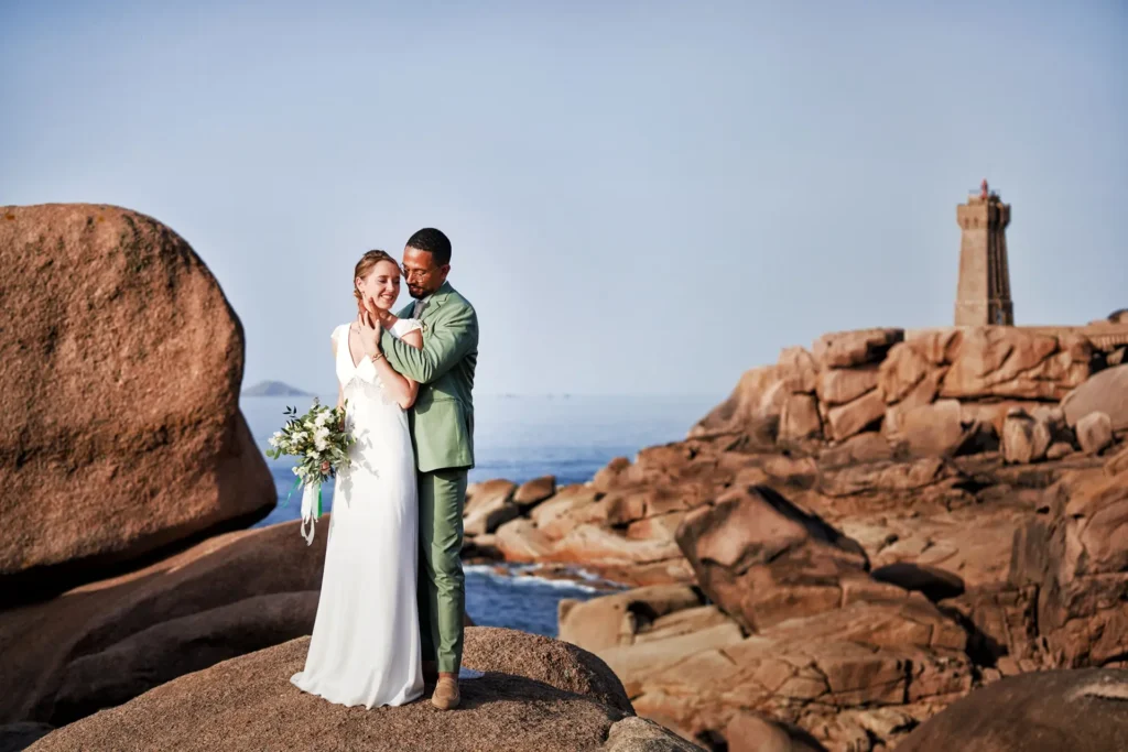 photo de couple mariage bretagne pers guides studio-faucher